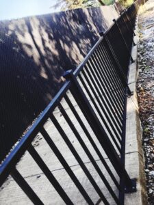 Cum tratăm rosturile și etanșările la balustradele exterioare