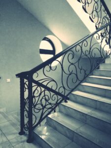 Sistem personalizat vs. sistem standard de balustradă