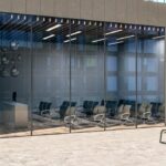 Pereți de sticlă în săli de conferință – transparență și izolare fonică